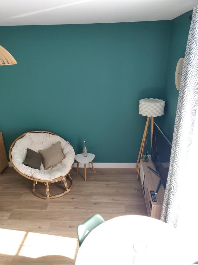 Scandinave - Proche Gare & Centre-Ville - Stationnement - Cour Interieure Table & Chaises 쎙브히육 외부 사진